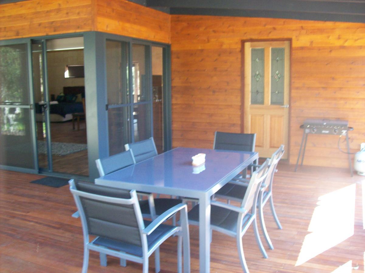 Silversprings Spa Retreat Pet Friendly Cottages And Glampings Metricup Экстерьер фото